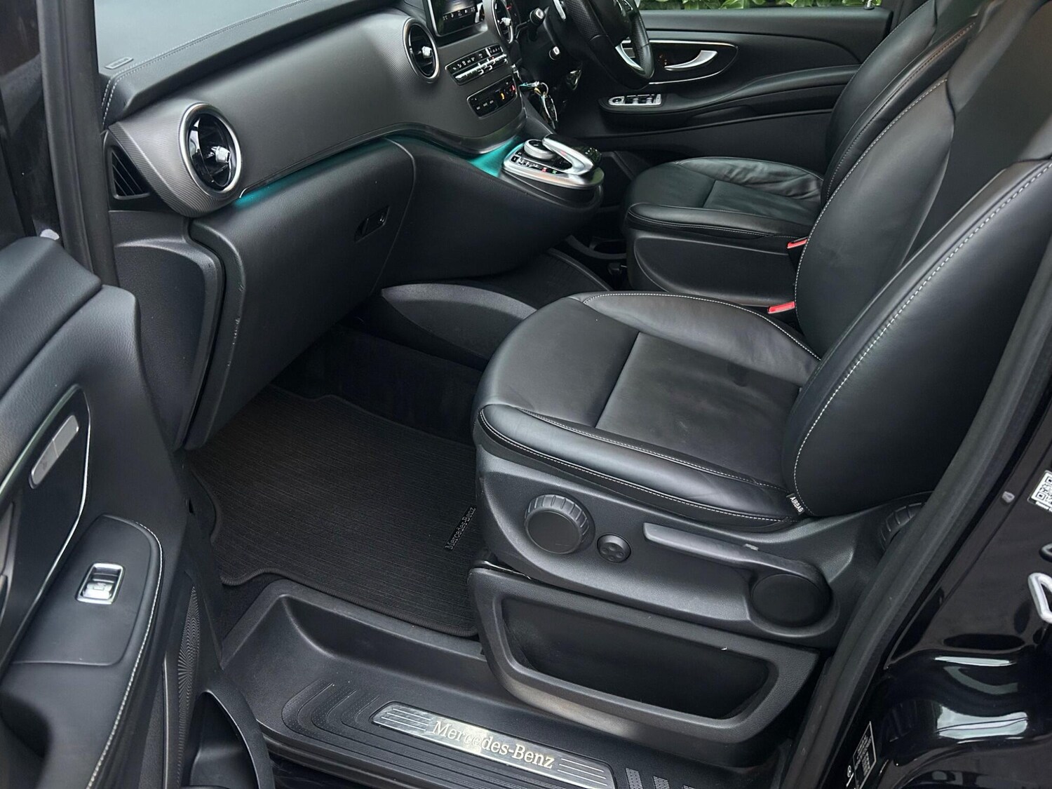 Used Mercedes-Benz V-Class for sale - 77805050: Photo 12