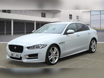 Used Jaguar XE 2017 for sale - 78053676: Photo