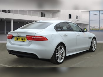 Used Jaguar XE 2017 for sale - 78053676: Photo