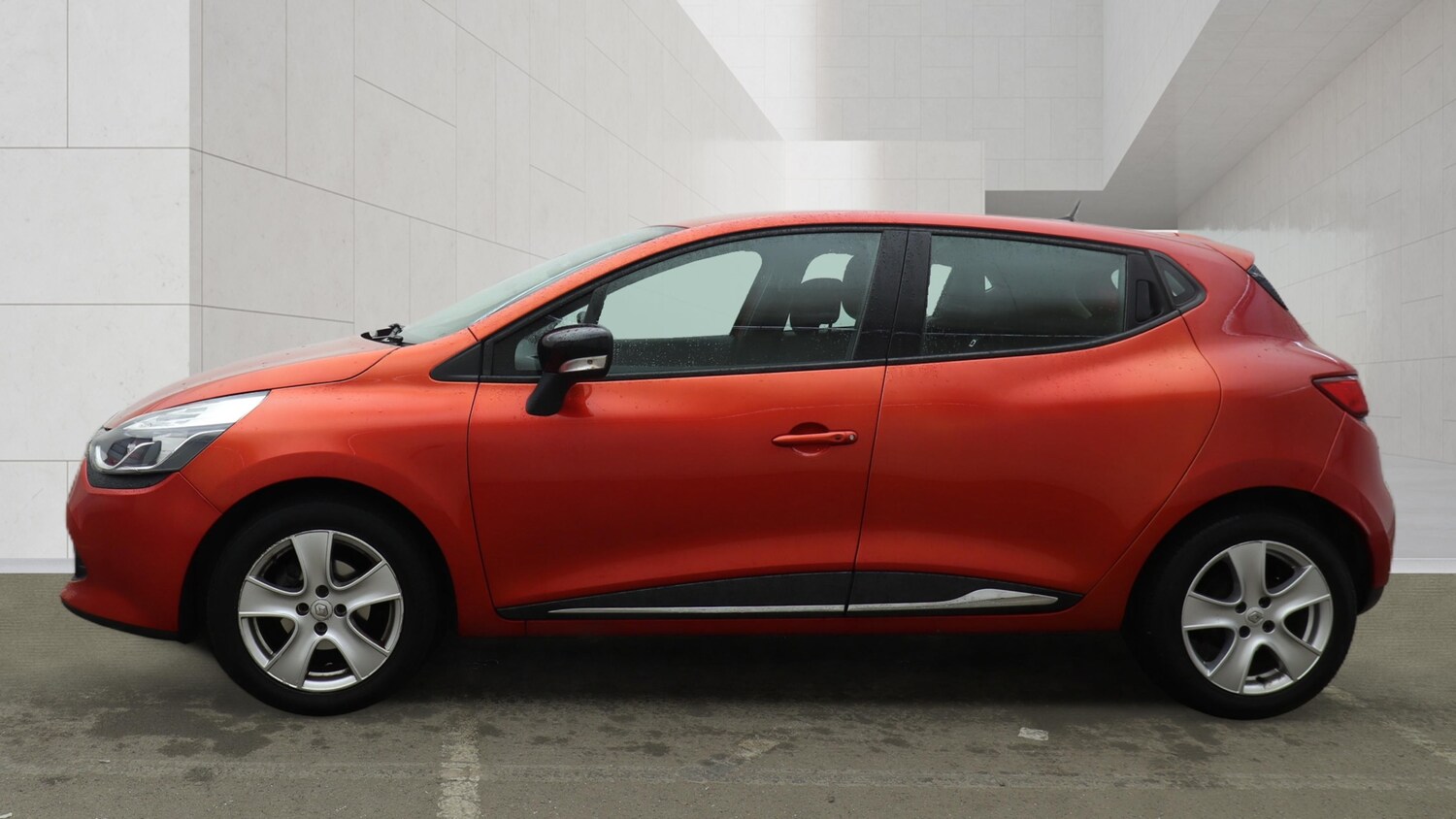 Used Renault Clio for sale - 78139774: Photo 5