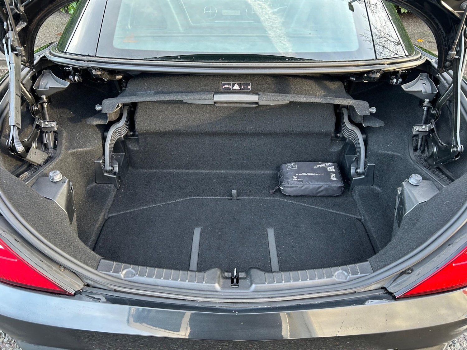 Used Mercedes-Benz SLK 2013 for sale - 77805044: Photo 6