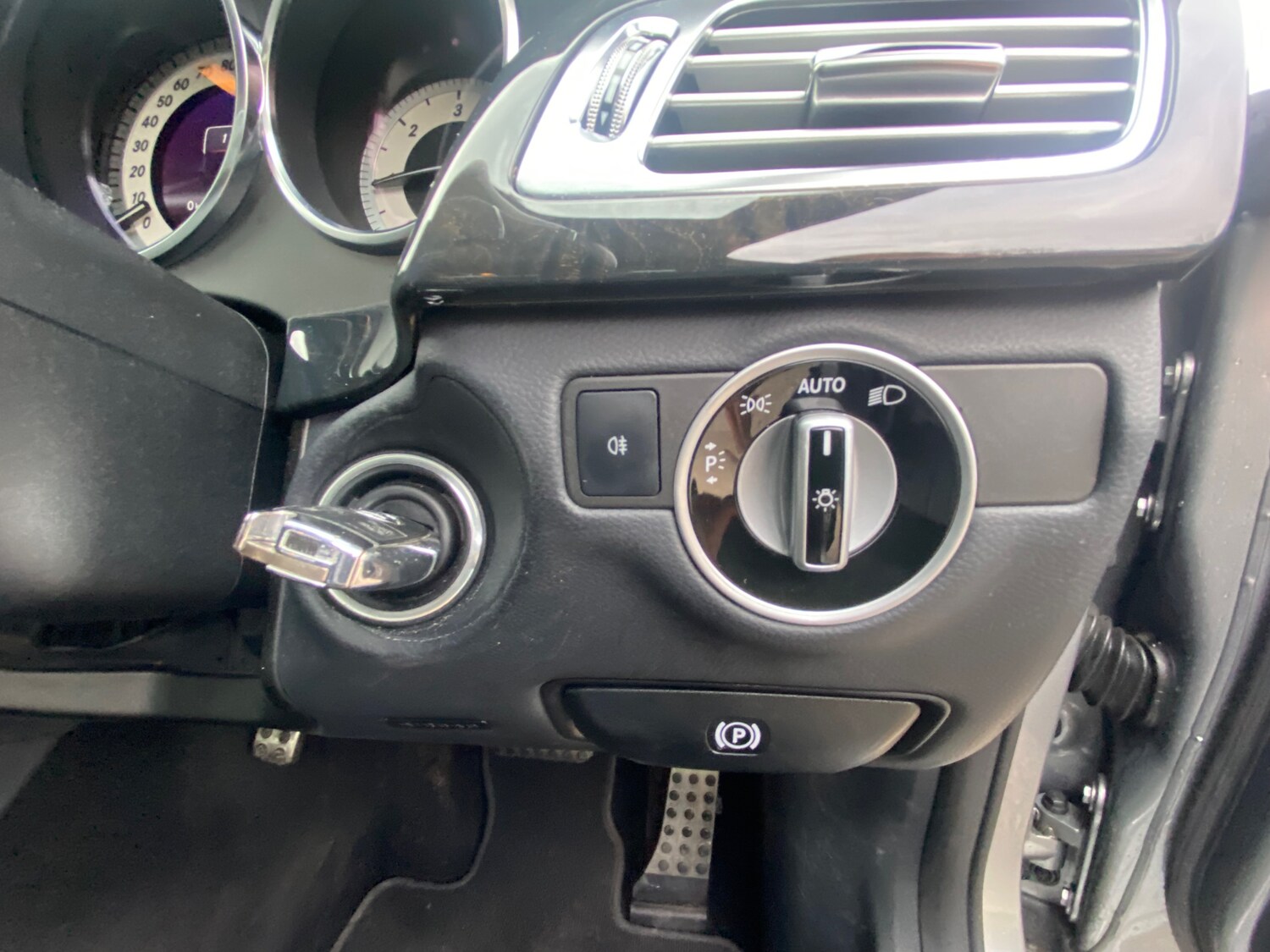 Used Mercedes-Benz CLS 2012 for sale - 77764061: Photo 21