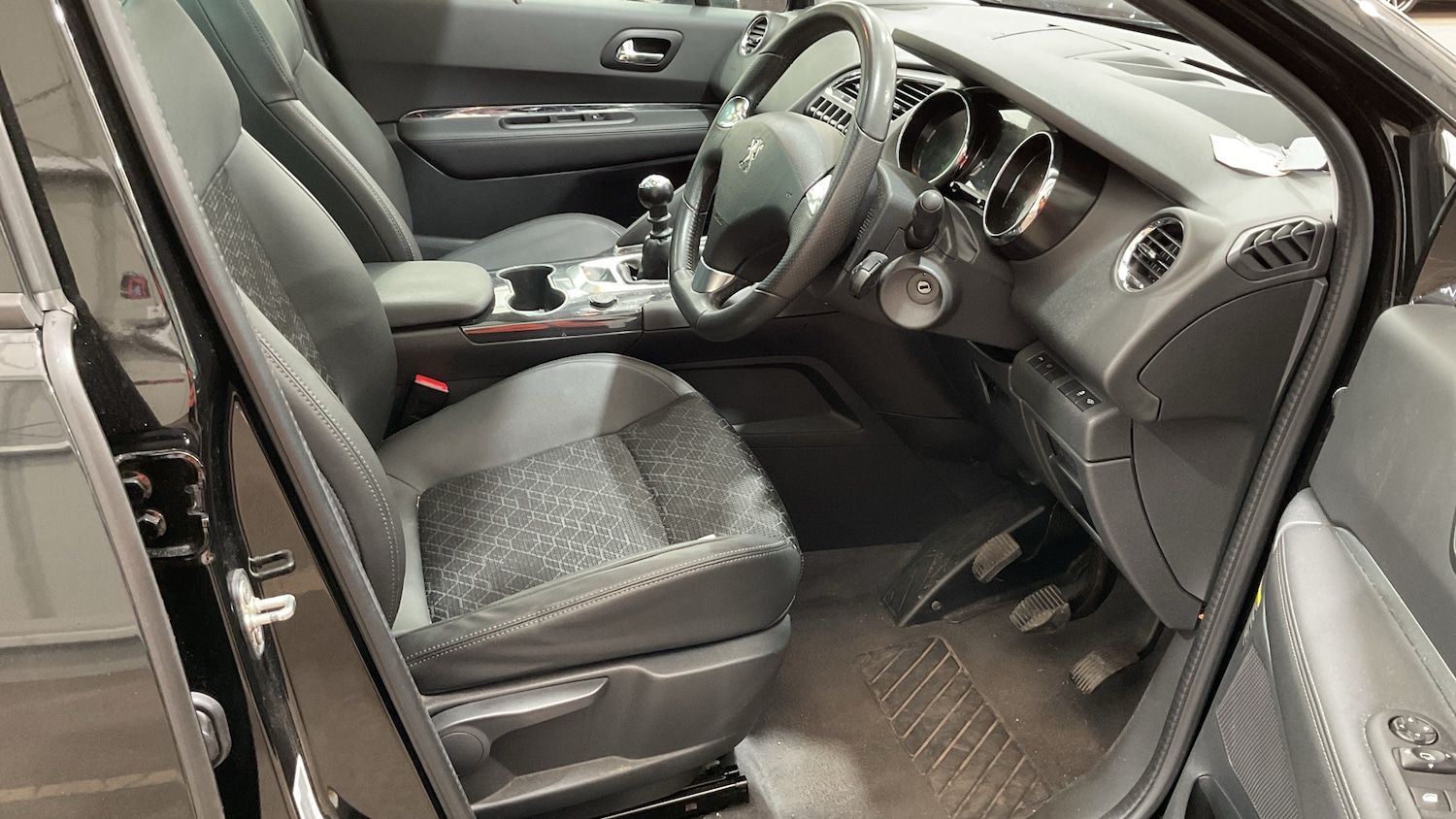 Used Peugeot 3008 2016 for sale - 78182672: Photo 7