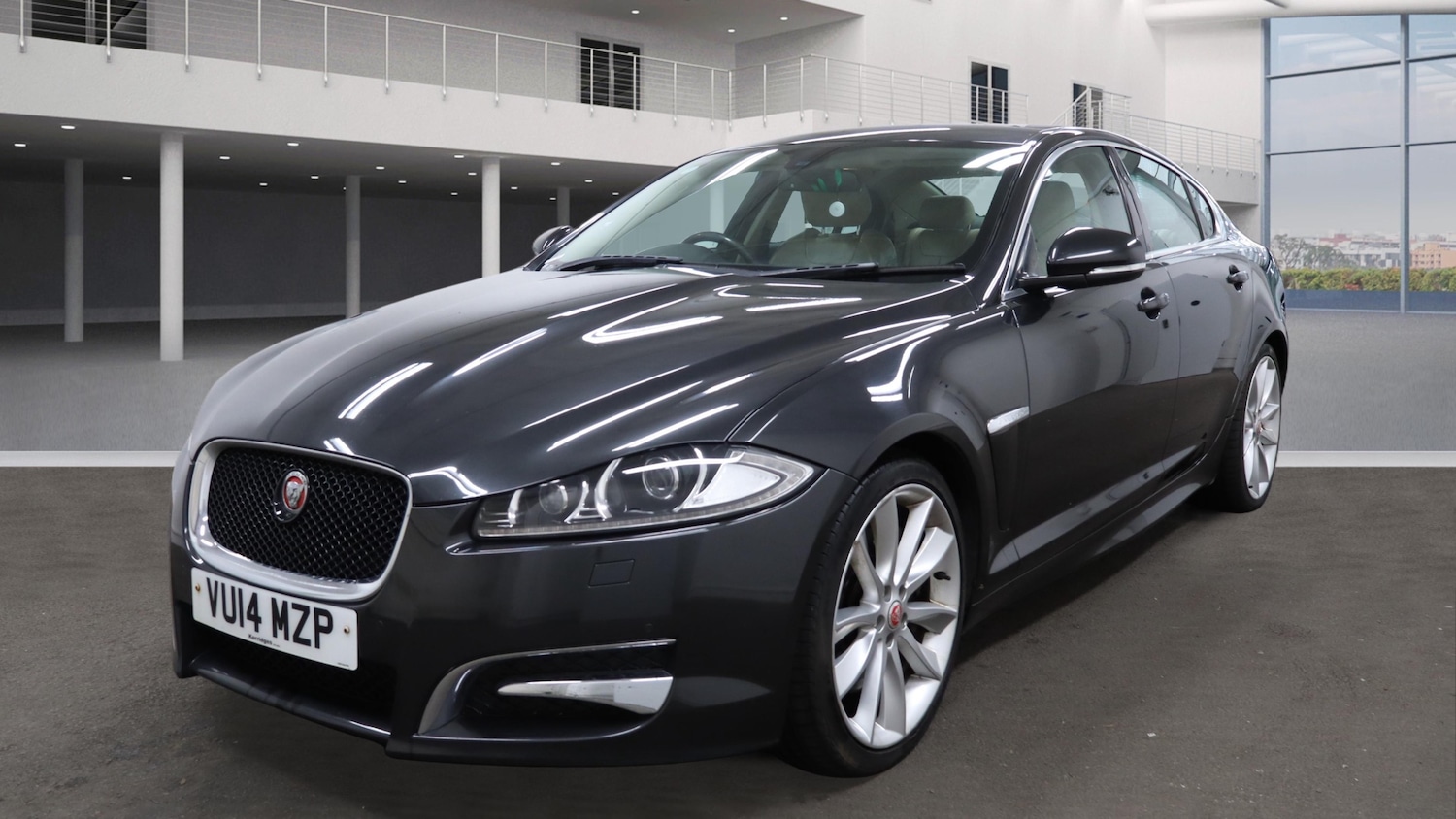Used Jaguar XF 2014 for sale - 77779585: Photo 2
