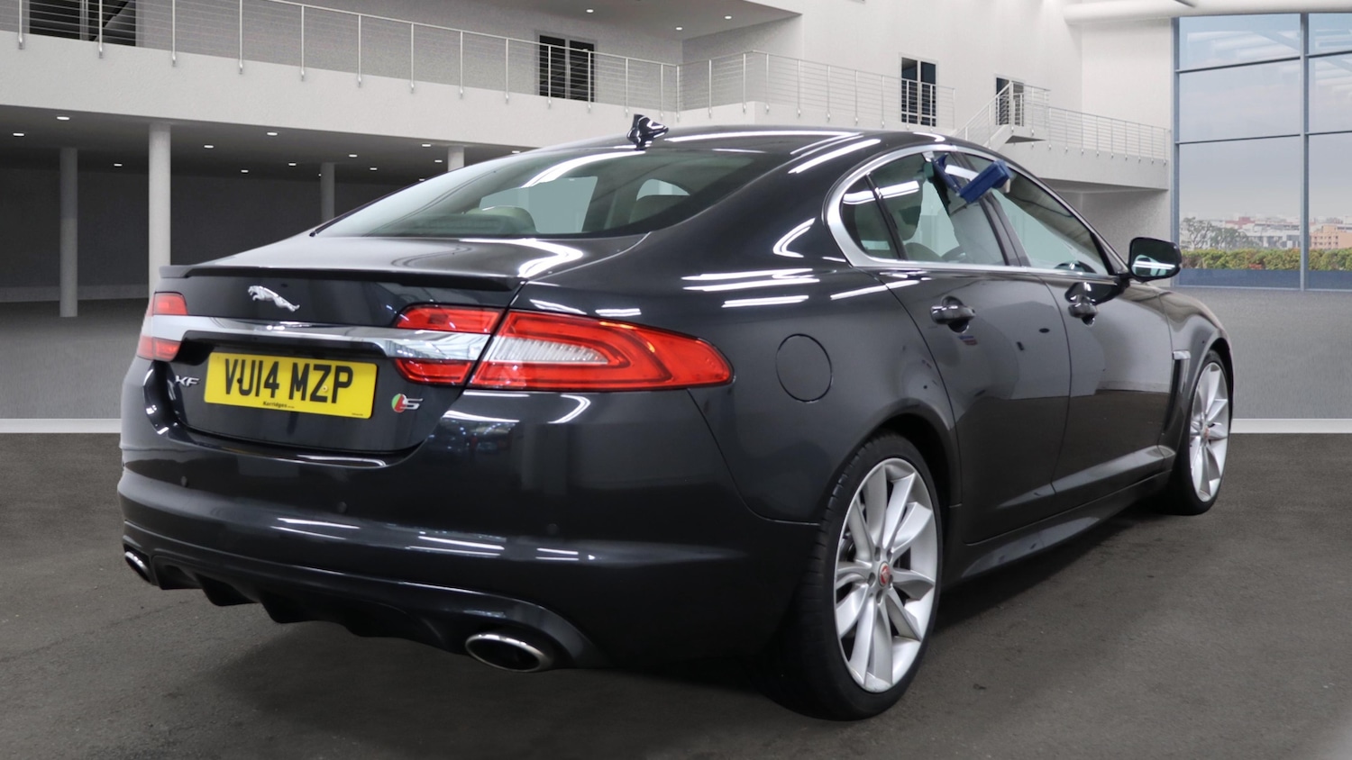 Used Jaguar XF 2014 for sale - 77779585: Photo 4