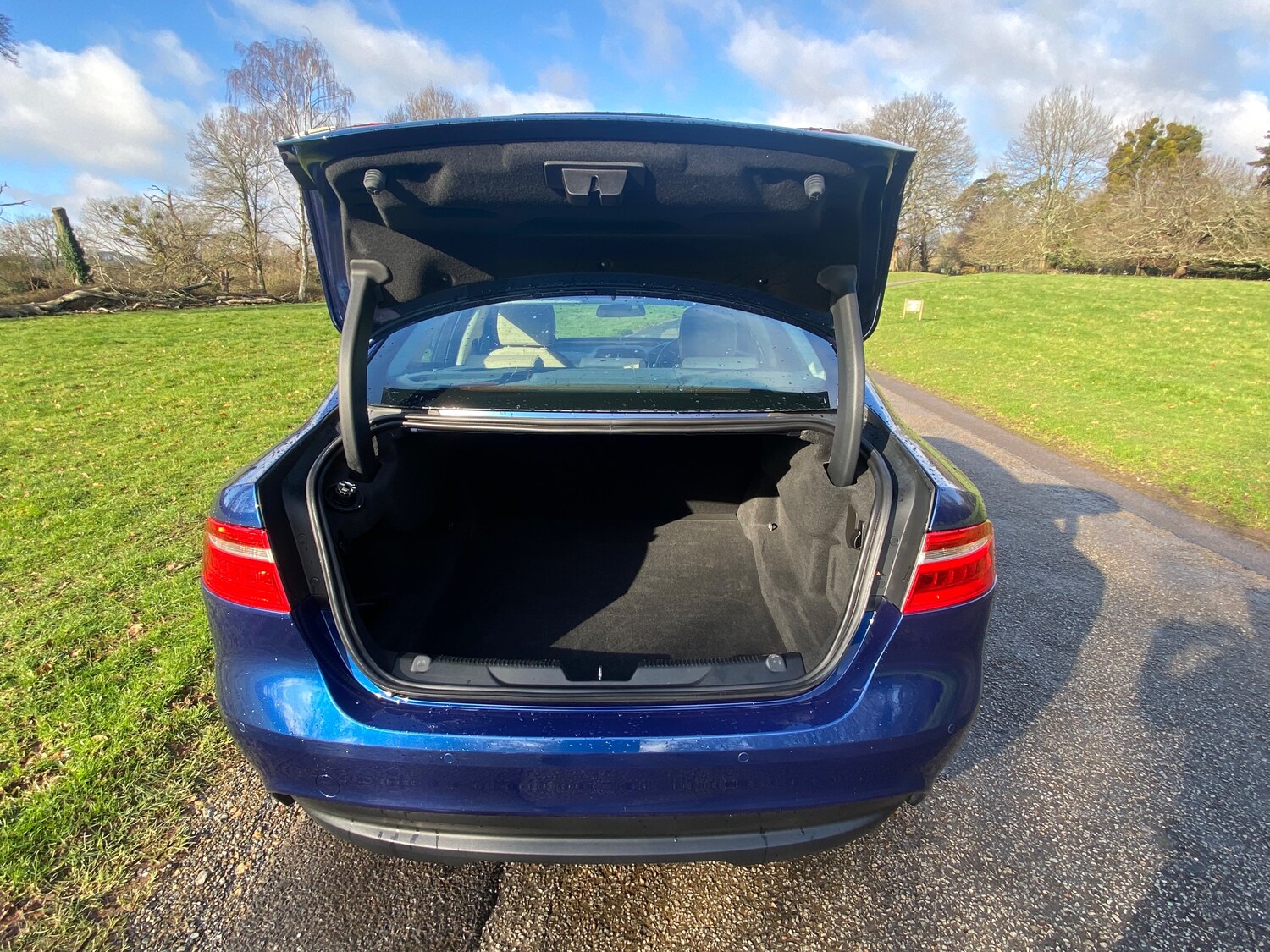 Used Jaguar XE 2015 for sale - 77764051: Photo 13