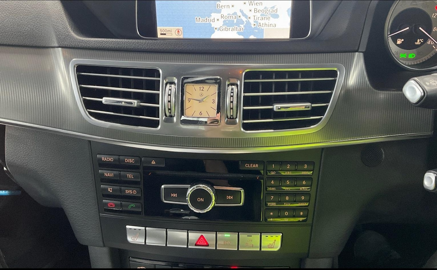 Used Mercedes-Benz E Class 2015 for sale - 77805051: Photo 10