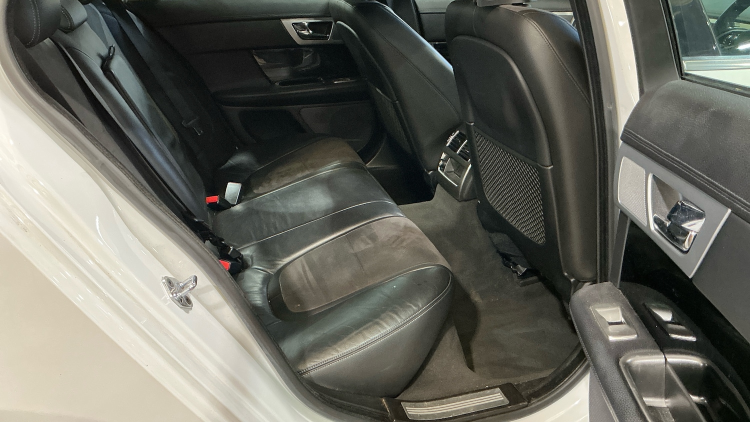 Used Jaguar XF 2013 for sale - 77997716: Photo 6