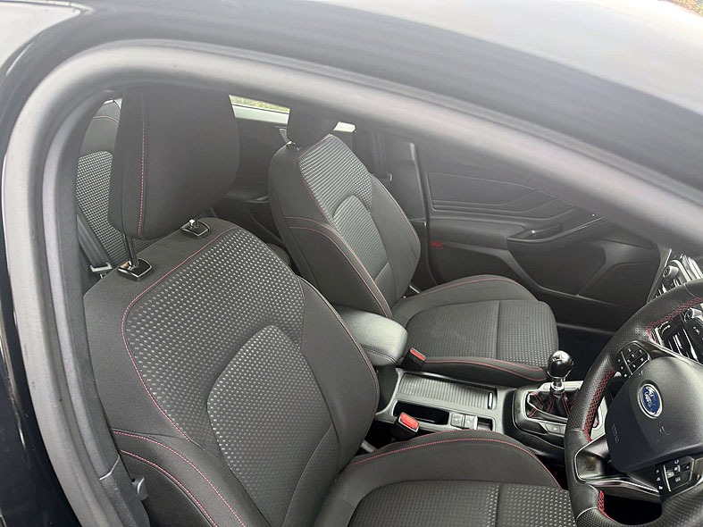 Used Ford Focus 2019 for sale - 76517614: Photo 12