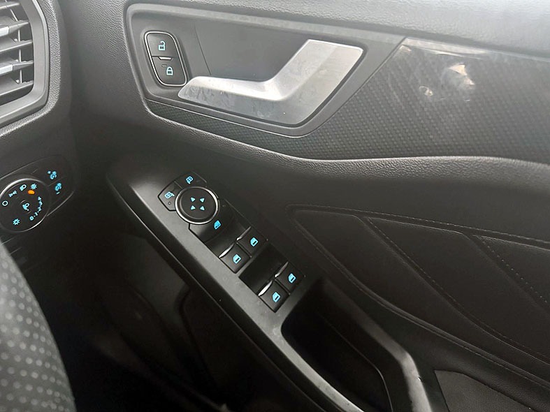 Used Ford Focus 2019 for sale - 76517614: Photo 17