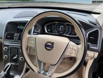 Used Volvo XC60 2015 for sale - 75119475: Photo