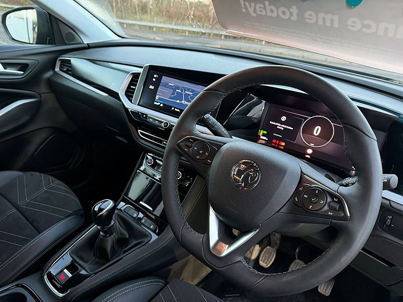 Used Vauxhall Grandland 2024 for sale - 77112821: Photo 2