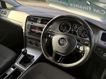Used Volkswagen Golf 2015 for sale - 76355280: Photo
