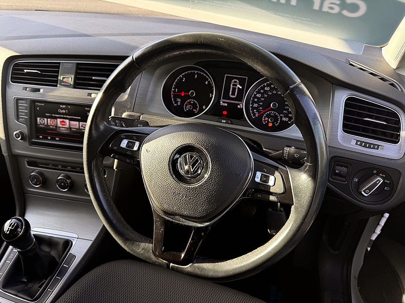 Used Volkswagen Golf 2015 for sale - 76355280: Photo 4