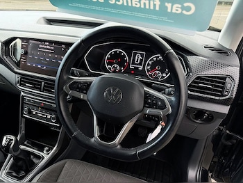 Used Volkswagen T-Cross 2021 for sale - 76076617: Photo