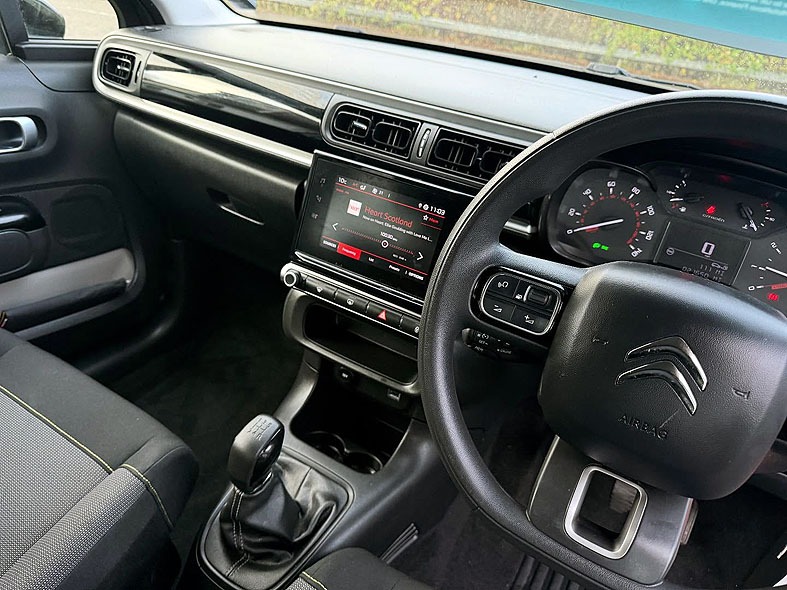 Used Citroen C3 2021 for sale - 76556711: Photo 2