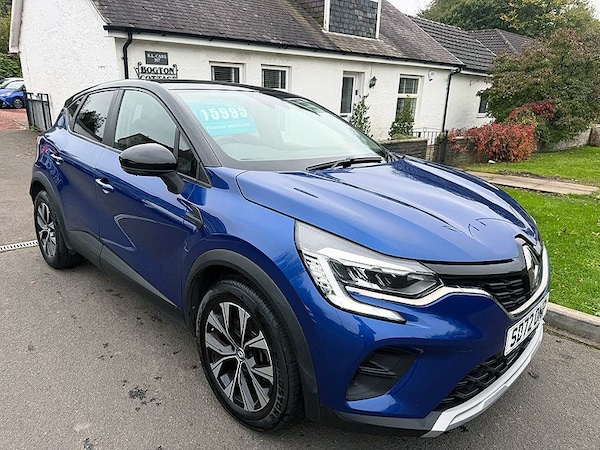 Used Renault Captur 2022 for sale - 76276061: Photo 1