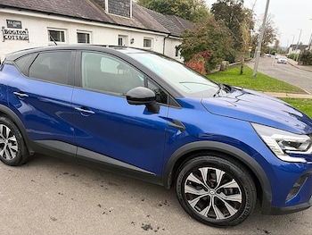 Used Renault Captur 2022 for sale - 76276061: Photo 3