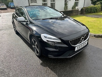 2019 (19) - T2 [122] R DESIGN Edition 5dr