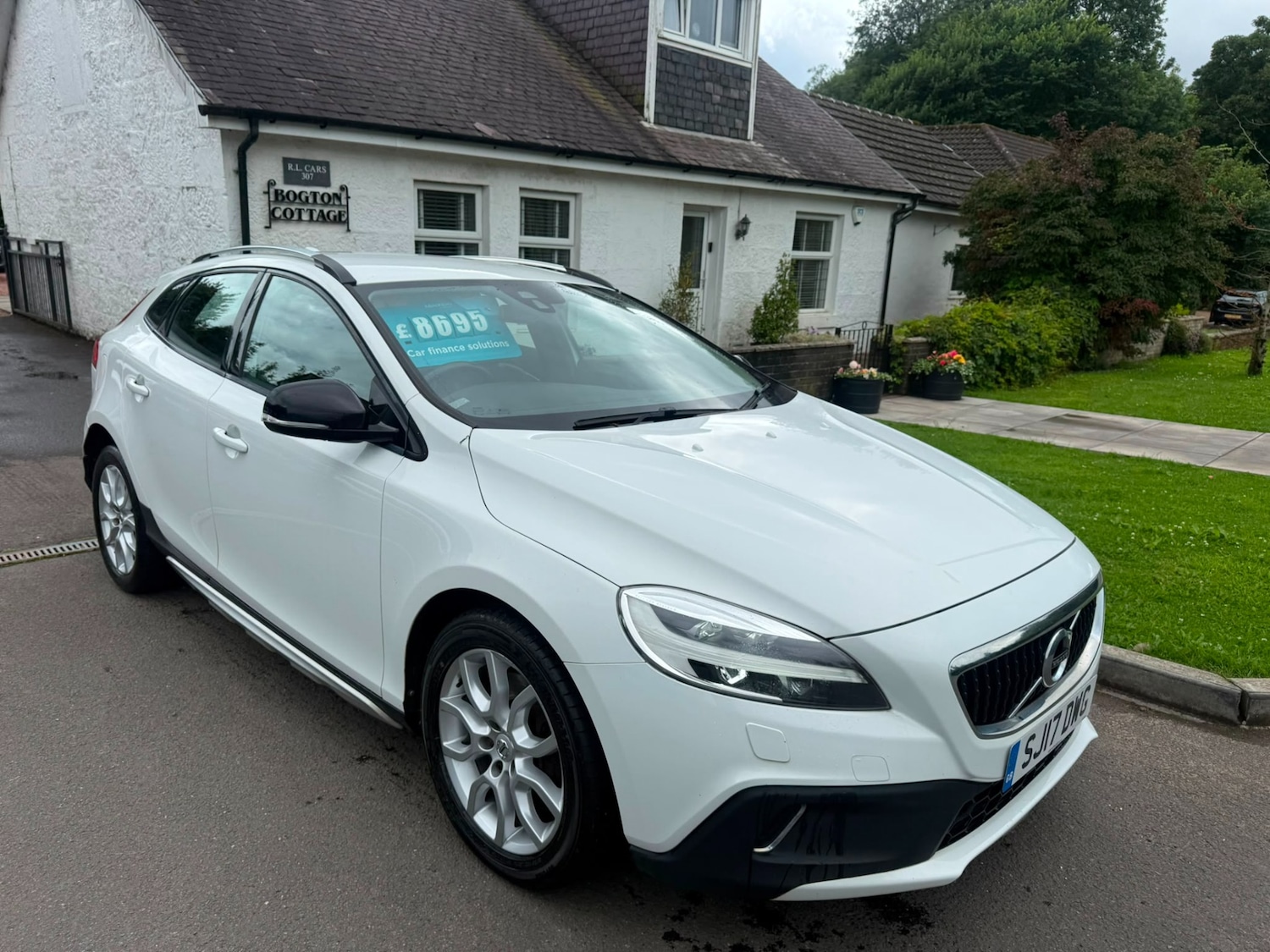 Volvo V40