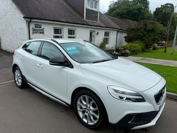Used Volvo V40 2017 for sale - 79419423: Photo