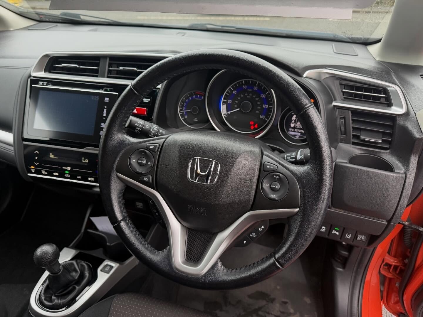 Used Honda Jazz 2017 for sale - 78010891: Photo 6