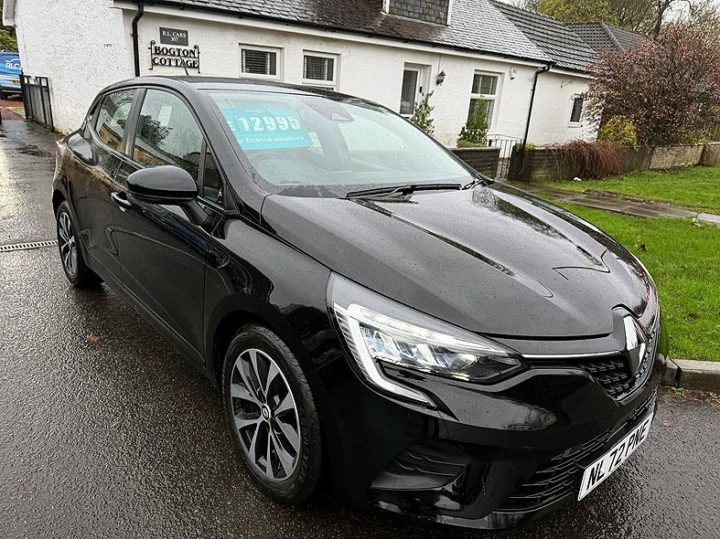 Used Renault Clio 2022 for sale - 76611236: Photo 1