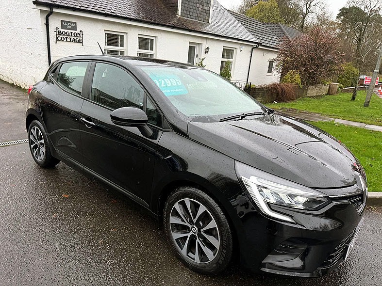 Used Renault Clio 2022 for sale - 76611236: Photo 3