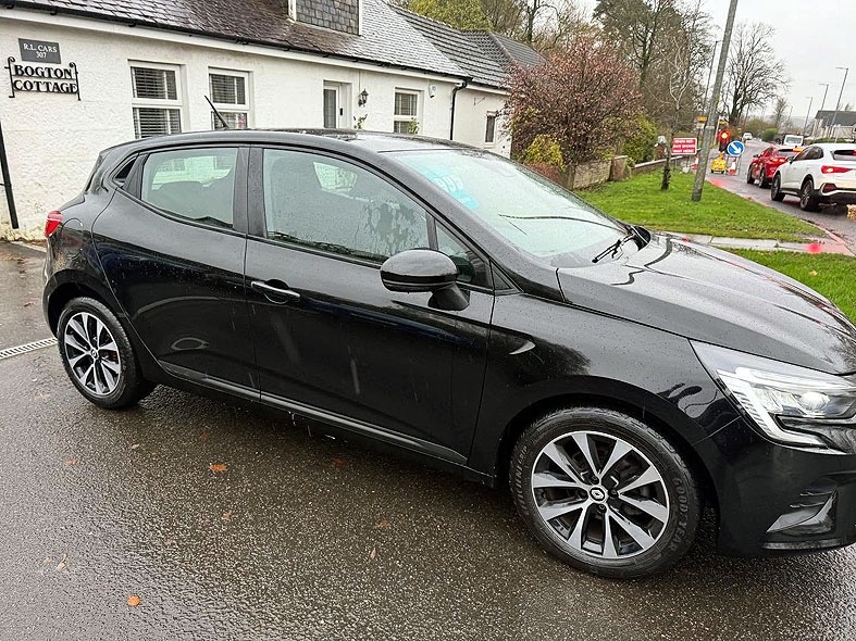 Used Renault Clio 2022 for sale - 76611236: Photo 5