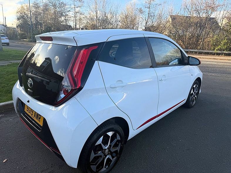 Used Toyota AYGO 2019 for sale - 76611222: Photo 10
