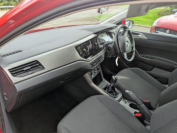 Used Volkswagen Polo 2018 for sale - 75592782: Photo