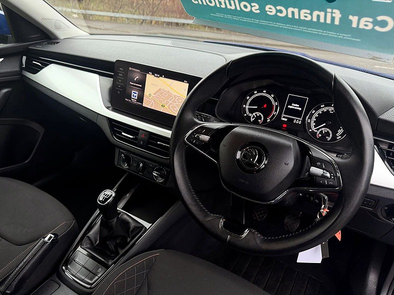 Used Skoda Kamiq 2023 for sale - 77180095: Photo 2