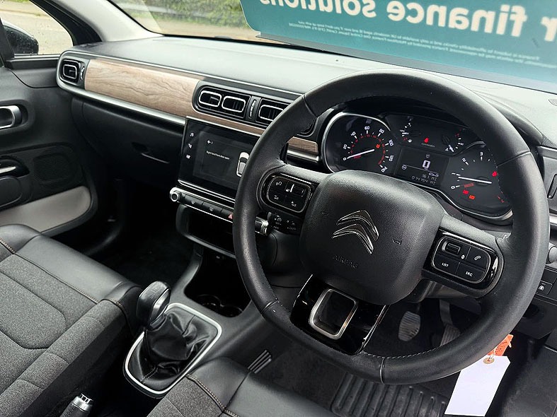 Used Citroen C3 2023 for sale - 76055781: Photo 2