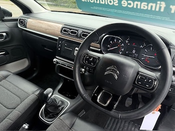 Used Citroen C3 2023 for sale - 76055781: Photo