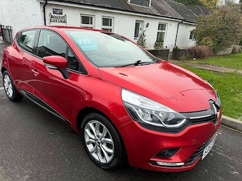 Used Renault Clio 2017 for sale - 76477554: Photo