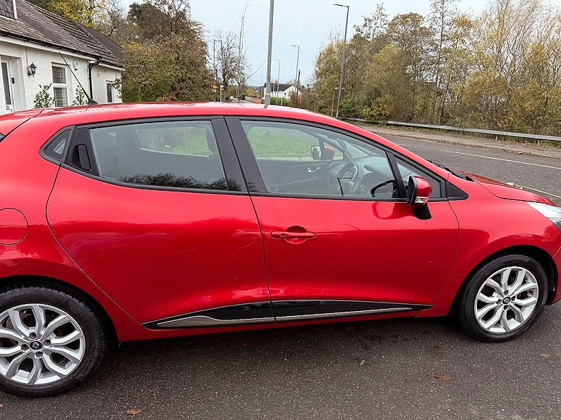 Used Renault Clio 2017 for sale - 76477554: Photo 6