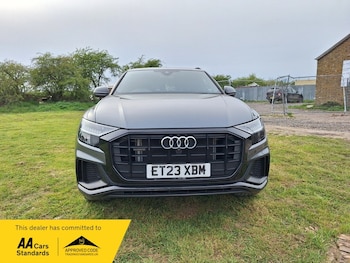 Used Audi Q8 2023 for sale - 78257536: Photo