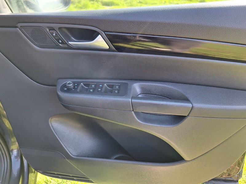 Used Volkswagen Sharan 2016 for sale - 77766030: Photo 17
