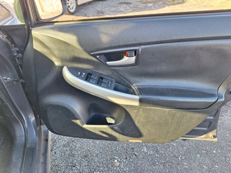 Used Toyota Prius 2015 for sale - 76643095: Photo 14