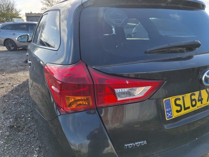 Used Toyota Auris 2014 for sale - 77937493: Photo 13