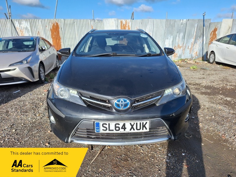 Used Toyota Auris 2014 for sale - 77937493: Photo 2