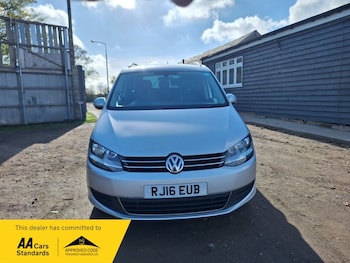 Used Volkswagen Sharan 2016 for sale - 77213222: Photo