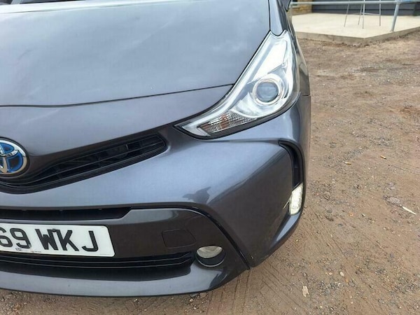 Used Toyota Prius+ 2019 for sale - 76313326: Photo 12
