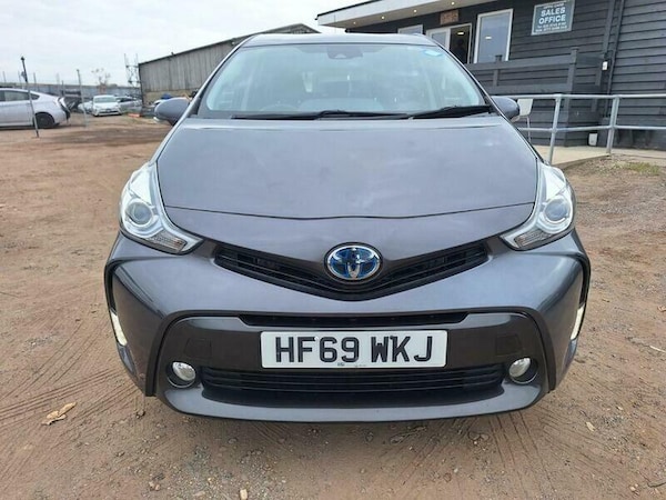 Used Toyota Prius+ 2019 for sale - 76313326: Photo 13