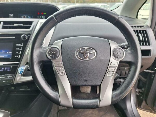 Used Toyota Prius+ 2019 for sale - 76313326: Photo 19