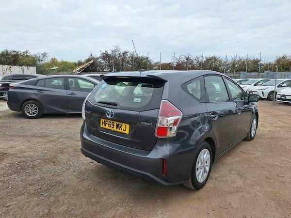 Used Toyota Prius+ 2019 for sale - 76313326: Photo 7
