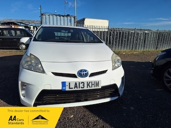 Used Toyota Prius  for sale - 75236589: Photo