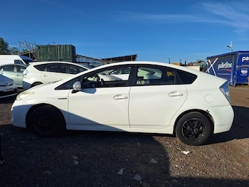 Used Toyota Prius  for sale - 75236589: Photo