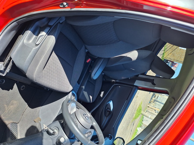 Used Toyota Yaris 2023 for sale - 77981732: Photo 23