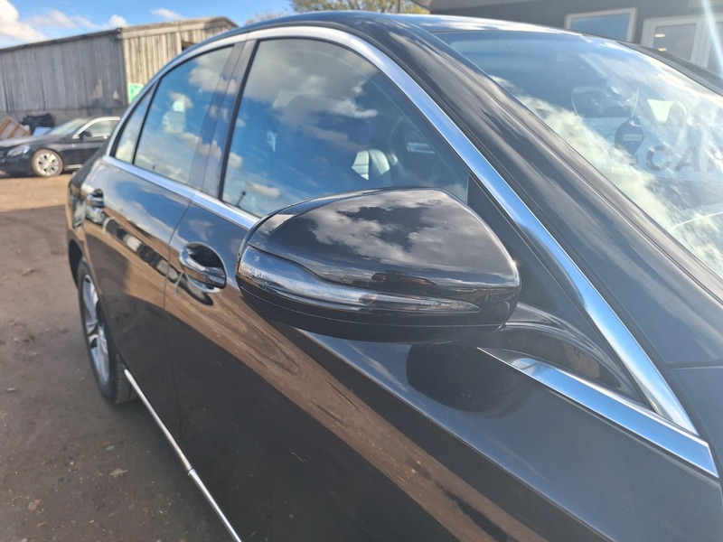 Used Mercedes-Benz E Class 2019 for sale - 76357133: Photo 10